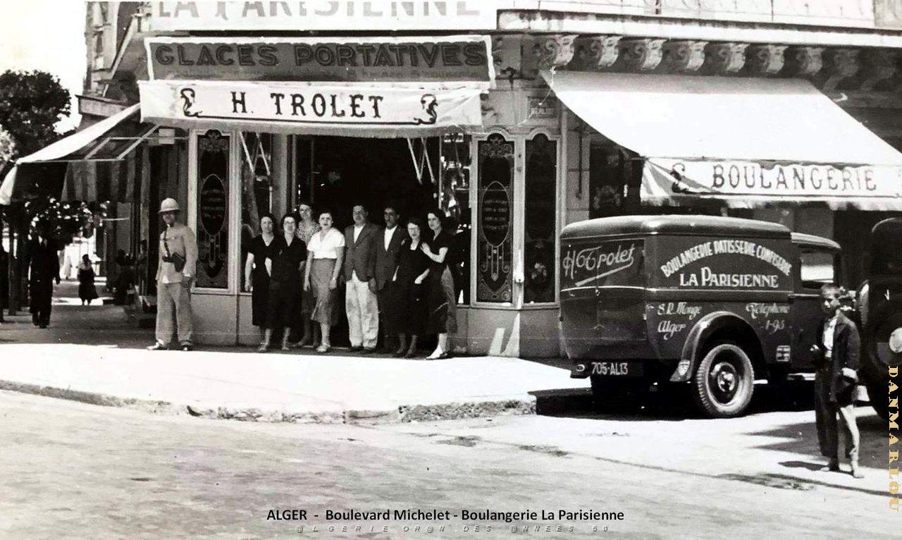 Alger - Rue Michelet - Boulangerie La Parisienne.jpg